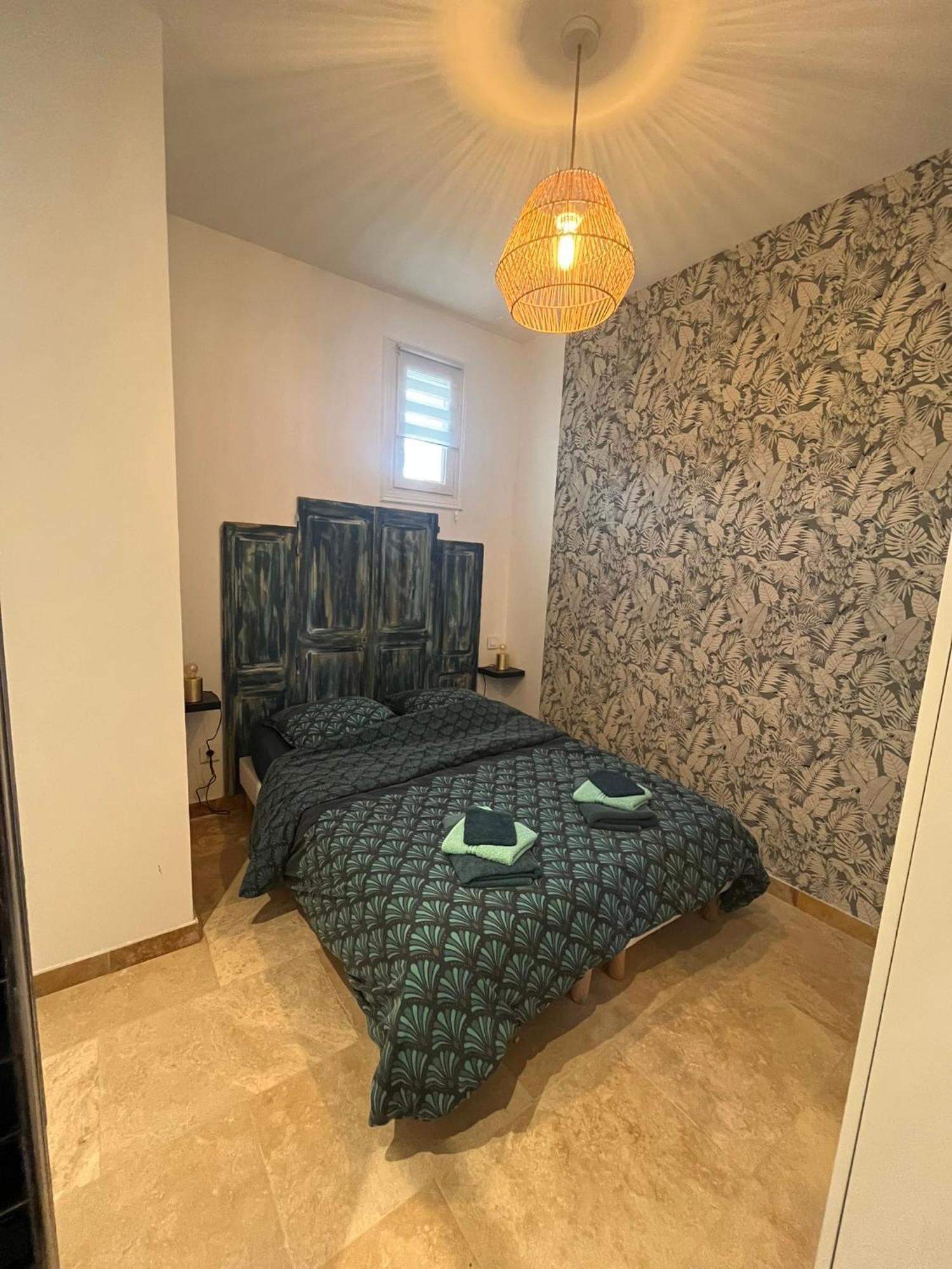 Holiday home Le Platane Maison Climatisee Avec Piscine Monteux