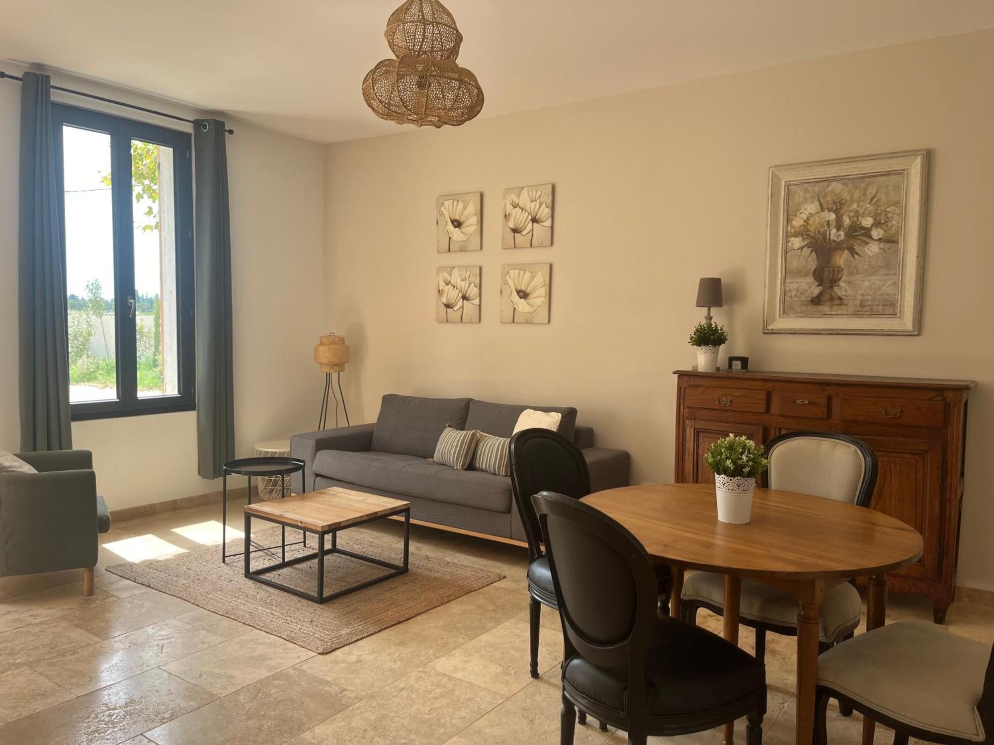 Holiday home Le Platane Maison Climatisee Avec Piscine